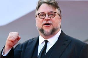 Guillermo del Toro beca a estudiante mexicana. Foto: Fayerwayer