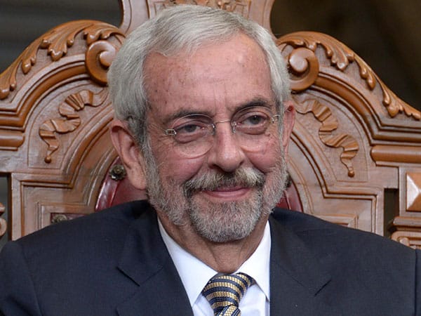 Enrique Graue reelecto