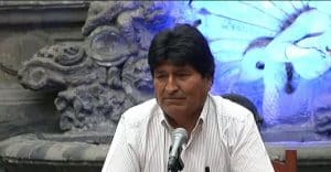 conferencia Evo Morales en México