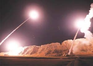 Irán ataca base militar de EUA