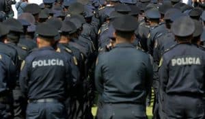Dan prisión a nueve policías secuestradores de la CDMX