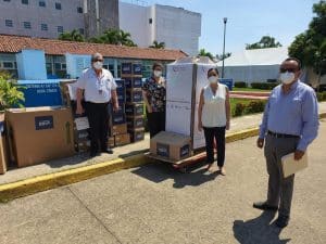 Fundaciones Juntos por la Salud y BBVA donan 20 ventiladores hospitalarios a Tabasco