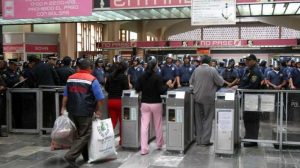 Cierran las estaciones del Metro Merced, Allende y Zócalo