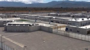 Custodios torturan a preso en penal de Oaxaca