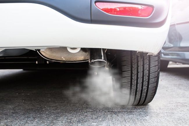 controlar las emisiones contaminantes de tu auto
