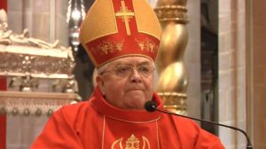 Renuncia Obispo acusado de abuso sexual