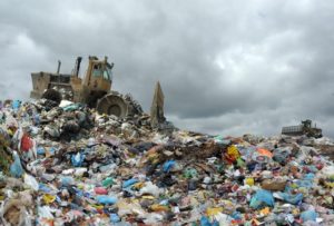Envoltura plástica crisis ambiental