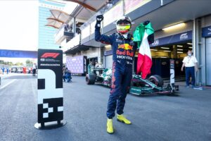 Checo Pérez se une al “Club de los 250” Grandes Premios de Formula 1