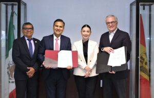 UAG y Grupo San Ángel Oftalmología firman convenio de colaboración