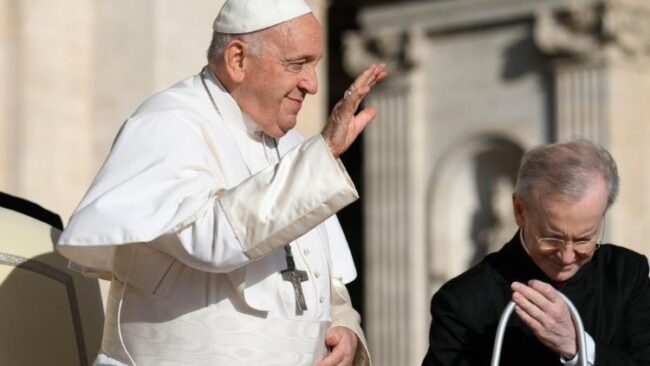 El Papa: "Que el Mediterráneo recupere su vocación de cuna de civilización"
