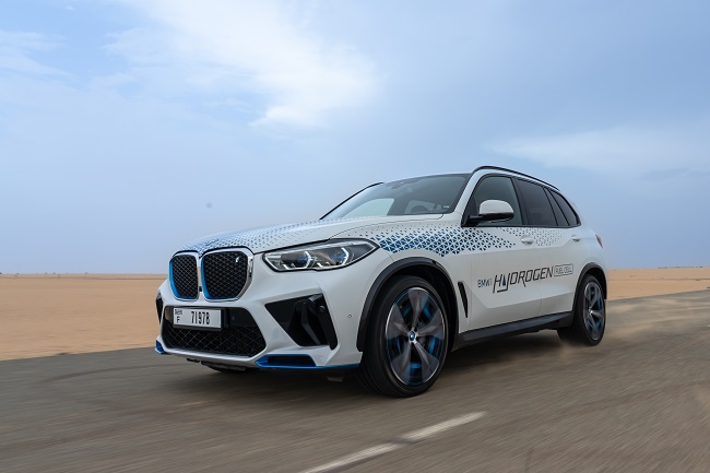 BMW iX5 Hydrogen se somete a pruebas de clima cálido