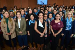 La Maestra Delfina Gómez es ejemplo del avance de la paridad de género en el Estado de México
