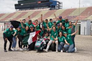 TotalEnergies impulsa la pasión por la Ingeniería y la Competencia Internacional de Estudiantes de la UP Guadalajara en la Fórmula SAE Michigan 2023