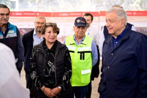Gobernadora Delfina Gómez recorre junto al Presidente de México Andrés Manuel López Obrador la segunda etapa del Tren “El Insurgente”