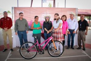 Gobierno de Sonora avanza hacia una Movilidad Sostenible con la entrega de bicicletas en la sierra alta de la entidad