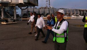 Inicia puente aéreo para rescate de turistas varados en el puerto de Acapulco, con el apoyo de Aeroméxico, VivaAerobús y Volaris