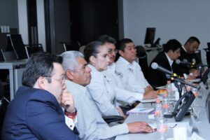 Gobierno del Estado de México delinea estrategia de seguridad con autoridades federales para combatir delitos contra transportistas