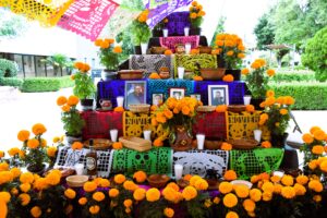 Realiza USEBEQ tradicional concurso de Altar de Muertos