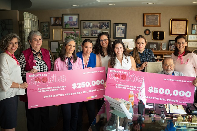 ¡Llegamos a la meta! Subway dona 750 mil pesos a FUCAM A.C.® como resultado de su campaña “Chécate las Cookies”