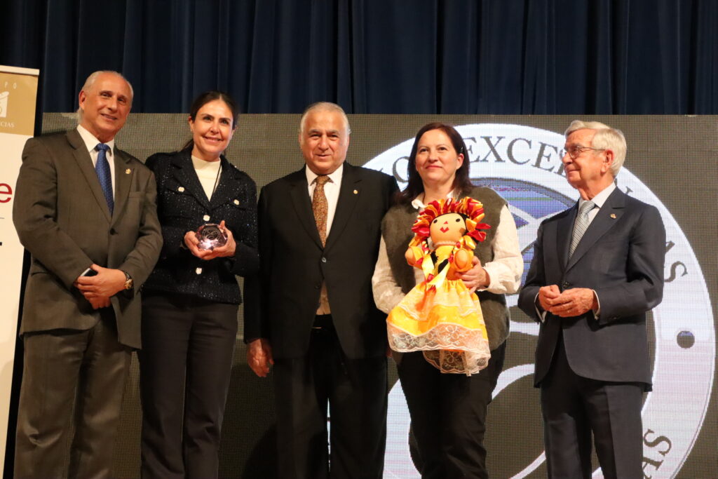 Recibe Querétaro Premios Excelencias en FITUR